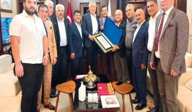 Kozan Ticaret Borsası’ndan Zeydan Karalar’a nezaket ziyareti