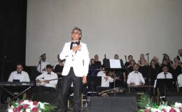 Muzaffer Atıcı  Müzik Evi Sanat Atölyesi, Türk Müziği Topluluğundan Muhteşem Konser