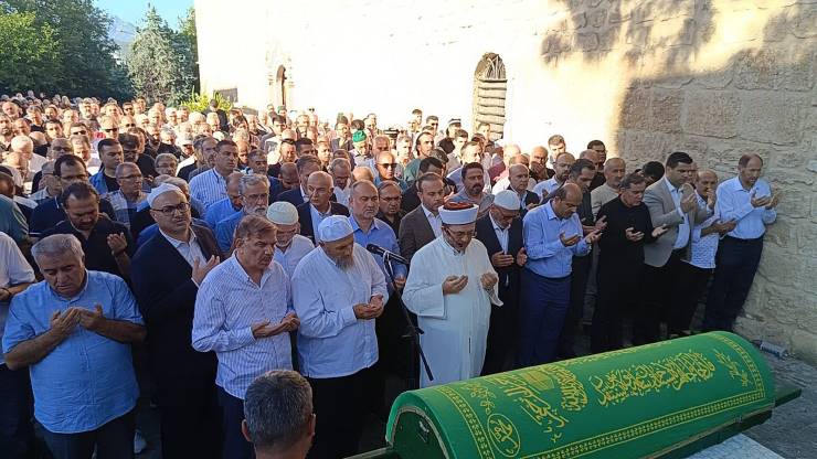 Kozanlı Rektör Yardımcısı ve İlahiyat Fakültesi Dekanı Erdal Baykan son yolculuğuna uğurlandı