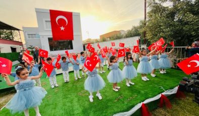 Kozan Arı Maya Kreş & Gündüz Bakımevinden muhteşem 23 Nisan etkinliği