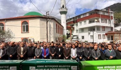 FECİ TRAFİK KAZASINDA HAYATLARINI KAYBEDENLER TOPRAĞA VERİLDİ
