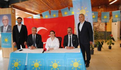 İyİ Parti Genel Başkan Yardımcısı Ayyüce Türkeş Kozan’da Temaslarda Bulundu