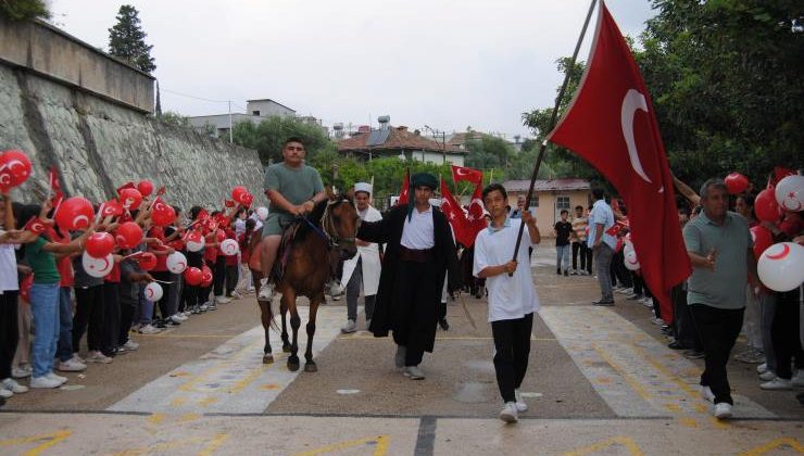 Kozan’da İstanbul’un Fethi Coşkuyla Kutlandı