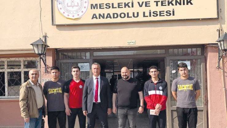 YUSUF BAYSAL ŞİRKETLER  GRUBUNDAN ŞAMPİYONLARA ÖDÜL