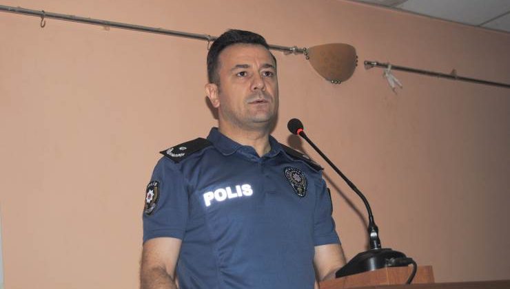 Kozan’da “Uyuşturucu İle Mücadelede Muhtarların Rolü” Semineri