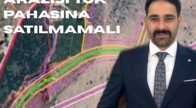 Anahtar Partisi Kozan Belediye Meclis Üyesi Murat Yıldırım “257 Dönümlük Arsa, Yok Pahasına Satışa Çıkarıldı”