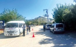 KOZAN’DA UYUŞTURUCU SATICISI 4 ŞAHIS YAKALANDI