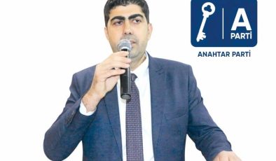 Anahtar Parti Kozan İlçe Başkanı Gürdal Topal  “CUMHURİYET TARİHİNİN EN BÜYÜK SKANDALI: SAHTE DİPLOMA!”