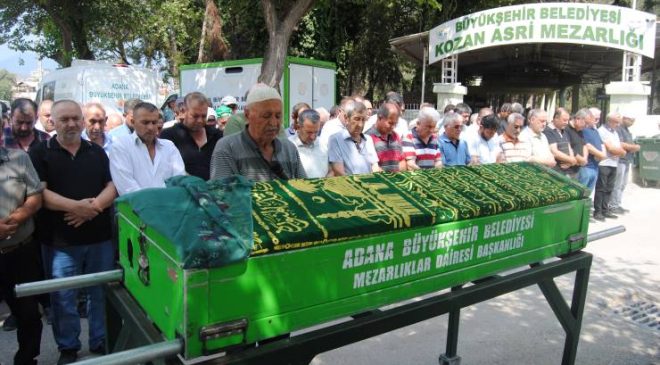 Kasap Fuat Çelik Annesini kaybetti