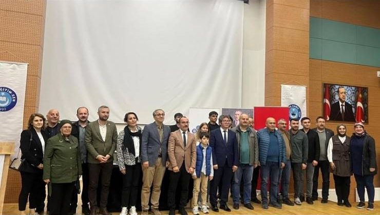 Artvin’de “Kamusal Alanda Ahlâk, Hukuk ve Adalet” Konferansı Düzenlendi
