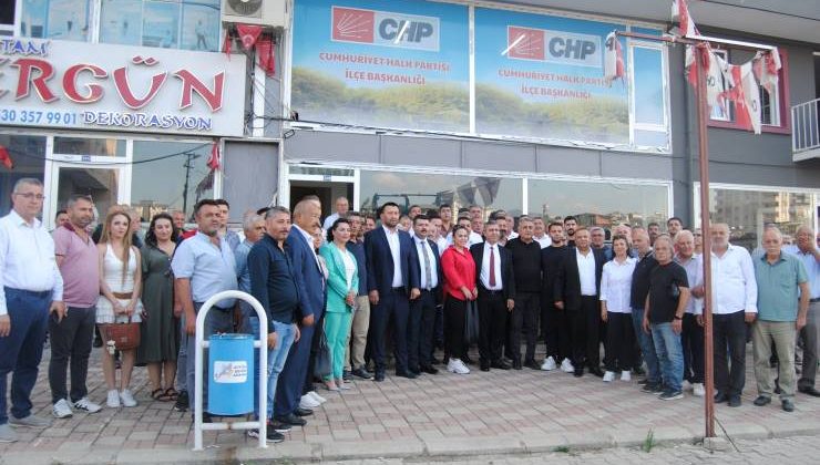 CHP Kozan İlçe Başkanlığı’nda Devir Teslim Töreni Gerçekleştirildi