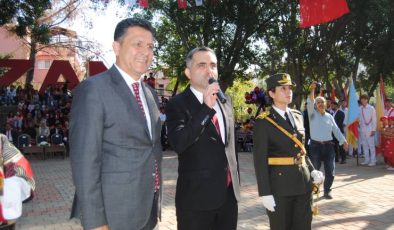 Kozan’da Cumhuriyet Bayramı’nın 102. Yılı Kutlandı