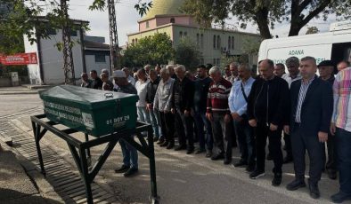 Merhum En Eski Halk Terzilerinden Hamdi Ağca’nın eşi Feriha Ağca (Karaoğlu) toprağa verildi