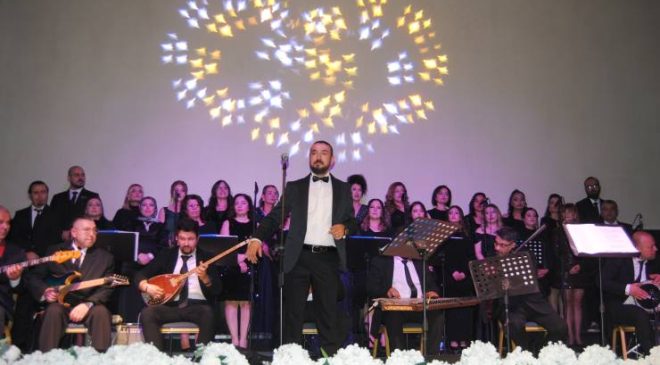 Ömürlük Şarkılar Konseri Kozan’da Büyük Beğeni Topladı