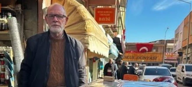 Muhallebici Yücel Bakar  kalp krizi sonucu hayatını kaybetti…