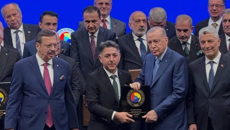 Taner Kavuklu’ya Külli Hizmet Ödülü: 20. Yıl Gururu TOBB’da Taçlandı