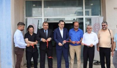 Kozan’da Bilim ve Robotik Kodlama Şenliği Coşkuyla Açıldı