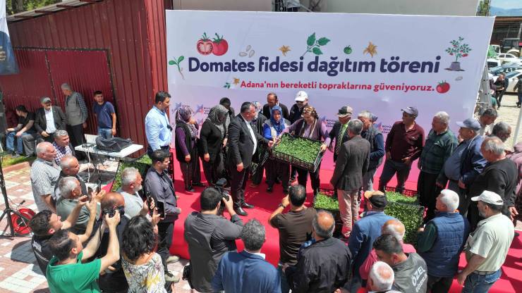 Adana Büyükşehir Belediyesi üreticiyi desteklemeyi sürdürüyor