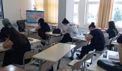 HEDEF KPSS, HEDEF BAŞARI !