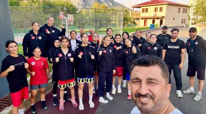 Kozan’da ilk defa bir milli takım kamp yapıyor…